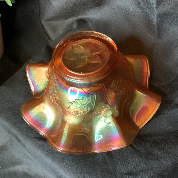 Vintage Dugan Daisy Dear Ruffled iridescent Marigold Carnival Glass Bowl - Picture 4 of 8